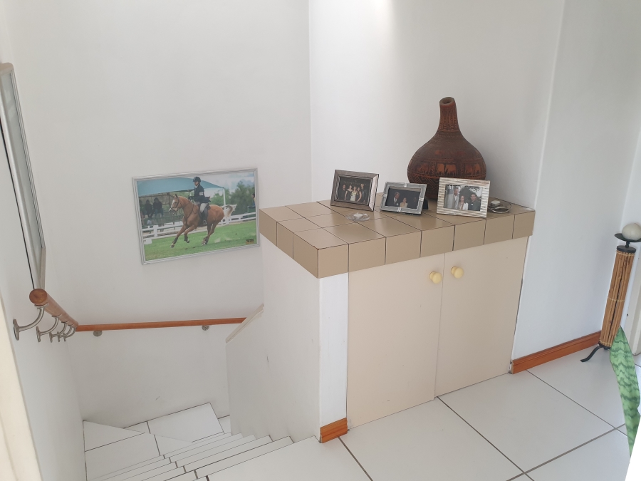 To Let 3 Bedroom Property for Rent in Diep River Western Cape
